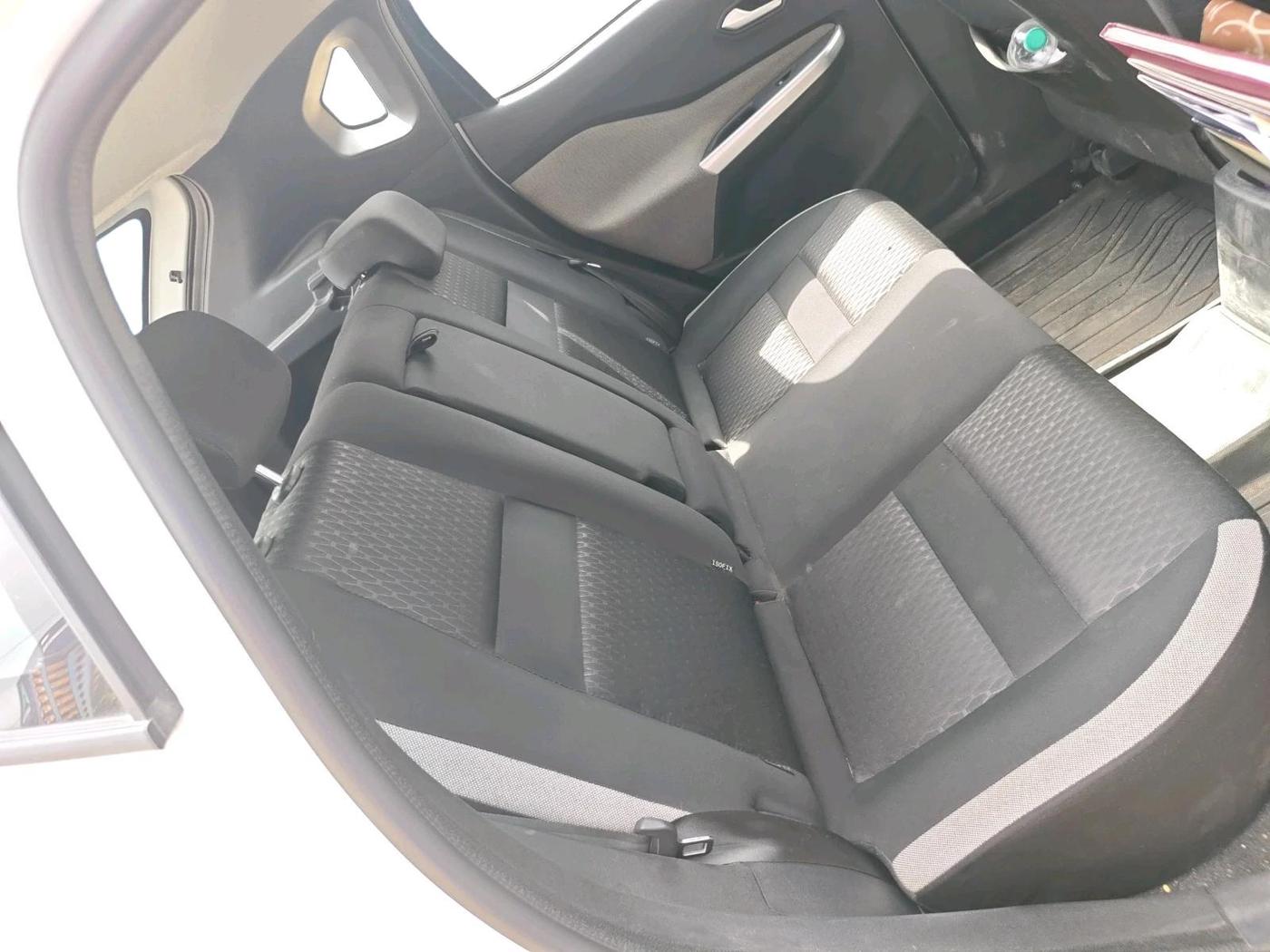 2023 Nissan MAGNITE XV TURBO CVT, Petrol, Automatic, 46,713 km, interior