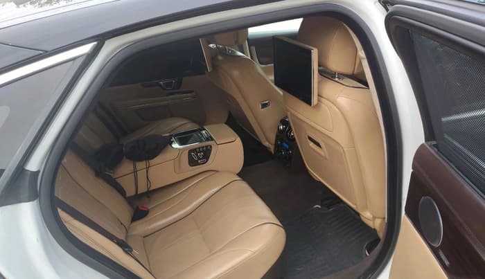 2014 Jaguar XJ L  3.0 Diesel , Diesel, Automatic, 31,510 km, interior