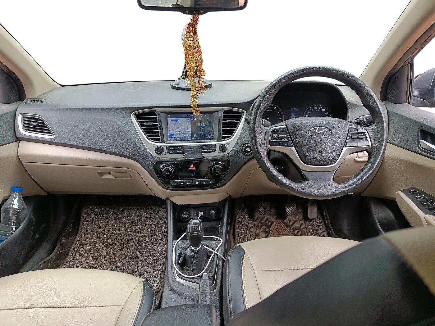 2019 Hyundai Verna 1.6 VTVT SX, Petrol, Manual, 58,403 km, interior