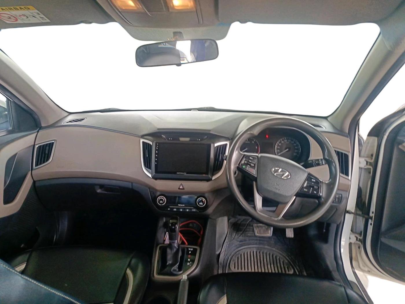 2015 Hyundai Creta SX PLUS AT 1.6 DIESEL, Diesel, Automatic, 1,17,558 km, interior