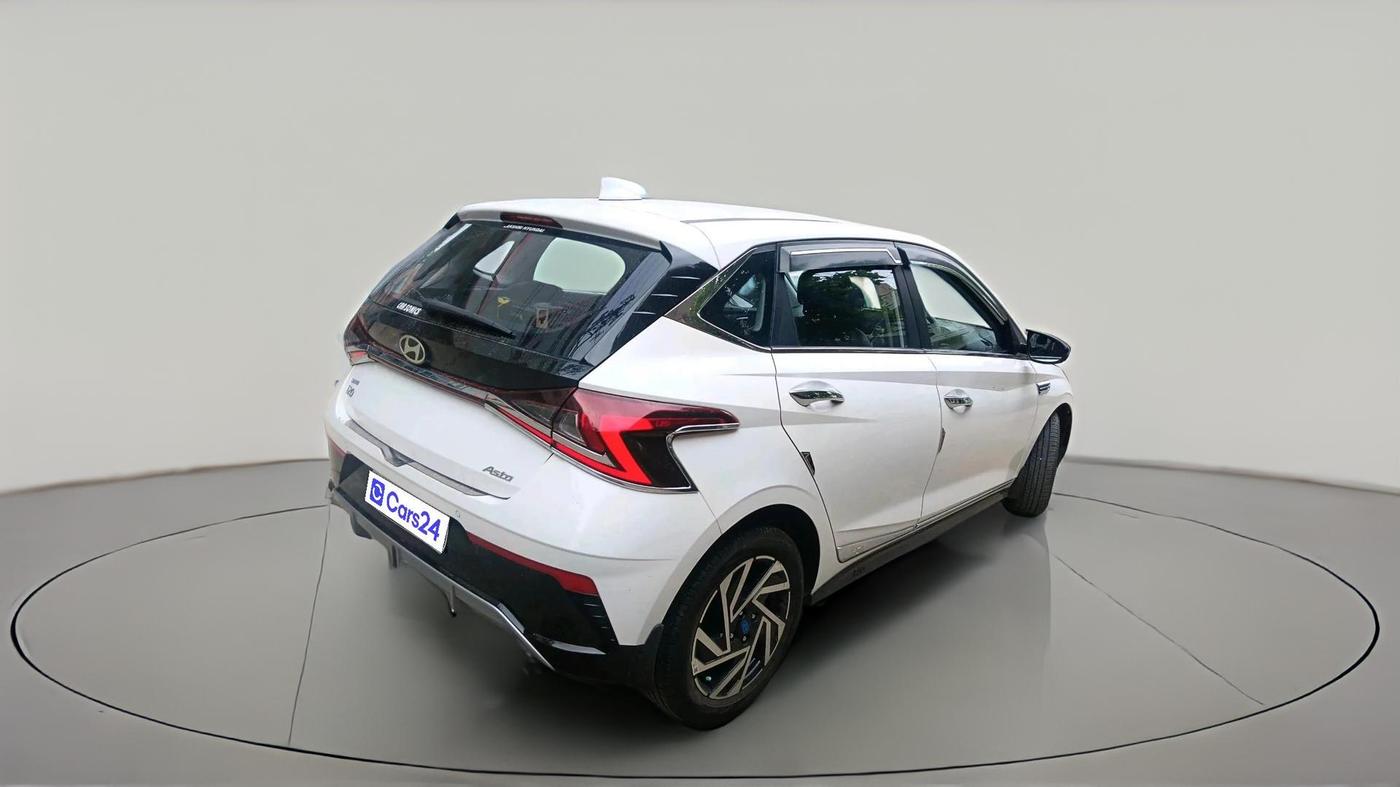 2024 Hyundai NEW I20 ASTA 1.2 MT, Petrol, Manual, 14,095 km, exterior