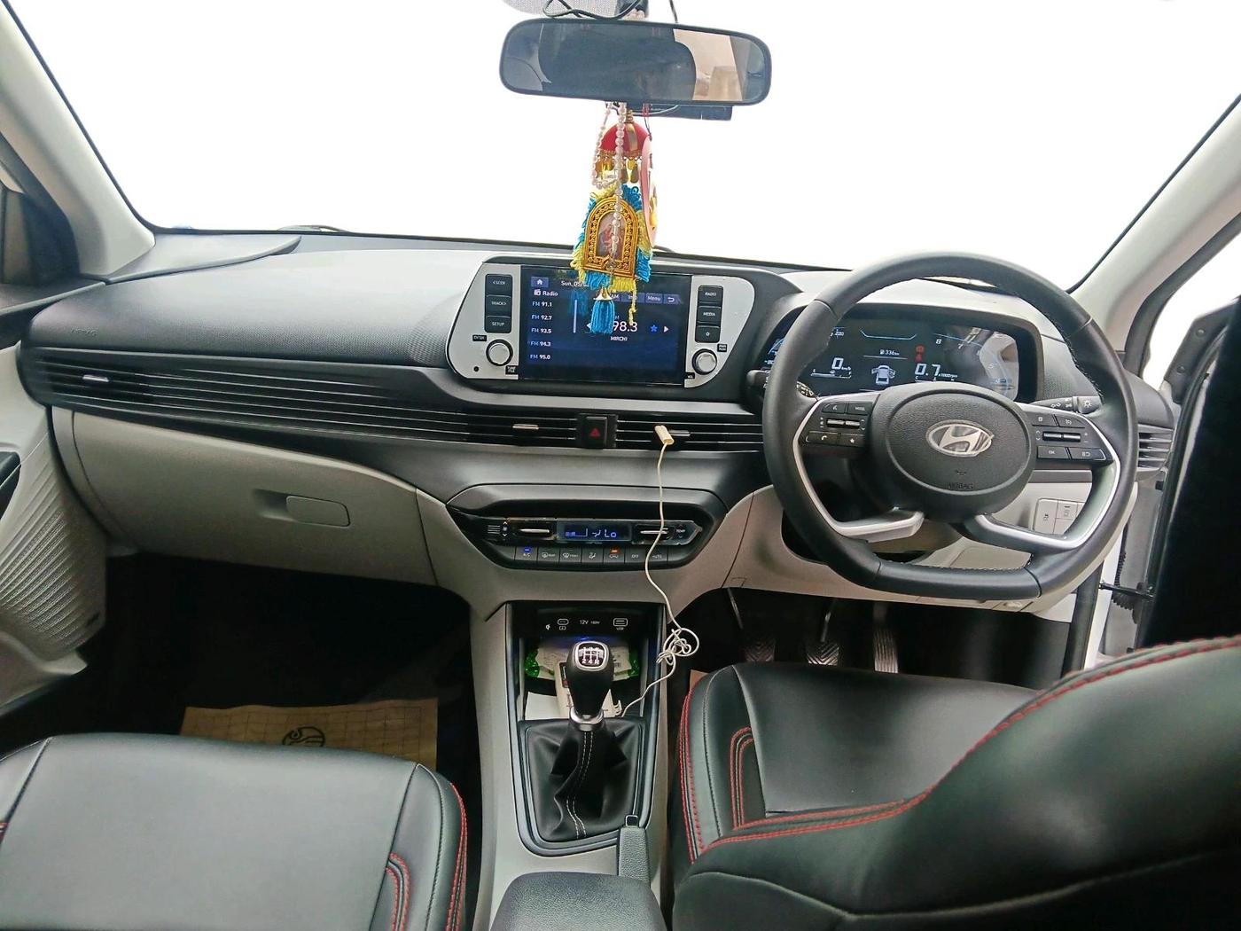 2024 Hyundai NEW I20 ASTA 1.2 MT, Petrol, Manual, 14,095 km, interior