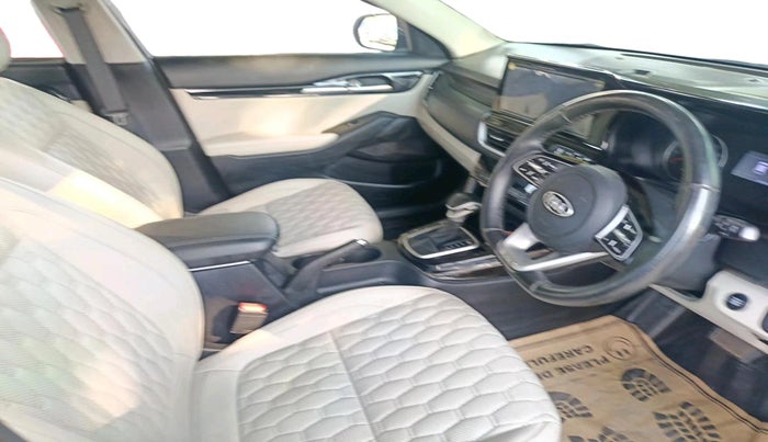 2019 KIA SELTOS HTX IVT 1.5 PETROL, Petrol, Automatic, 52,565 km, interior