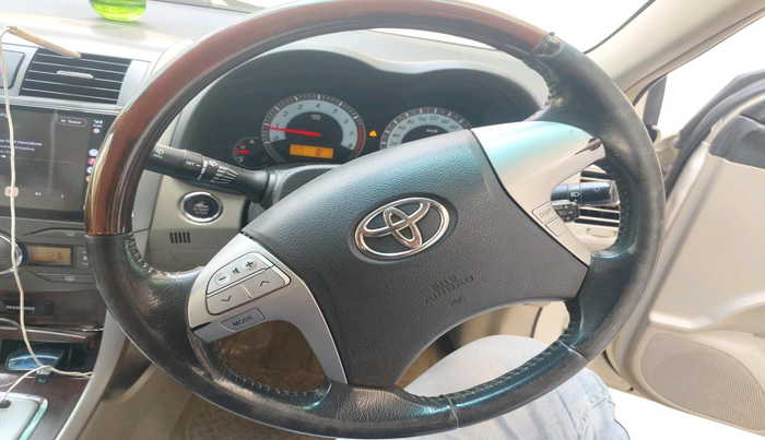 2013 Toyota Corolla Altis VL AT PETROL, Petrol, Automatic, 91,179 km, interior