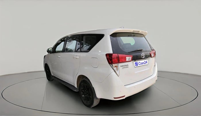 2023 Toyota Innova Crysta 2.4 GX 8STR, Diesel, Manual, 1,60,367 km, exterior