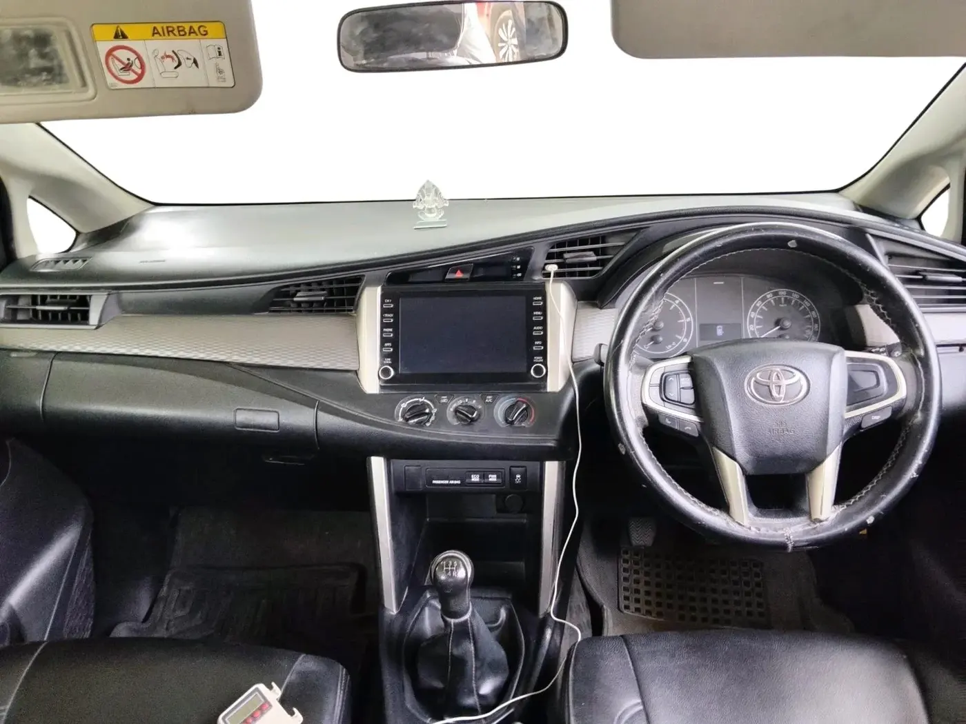 2023 Toyota Innova Crysta 2.4 GX 8STR, Diesel, Manual, 1,60,367 km, interior