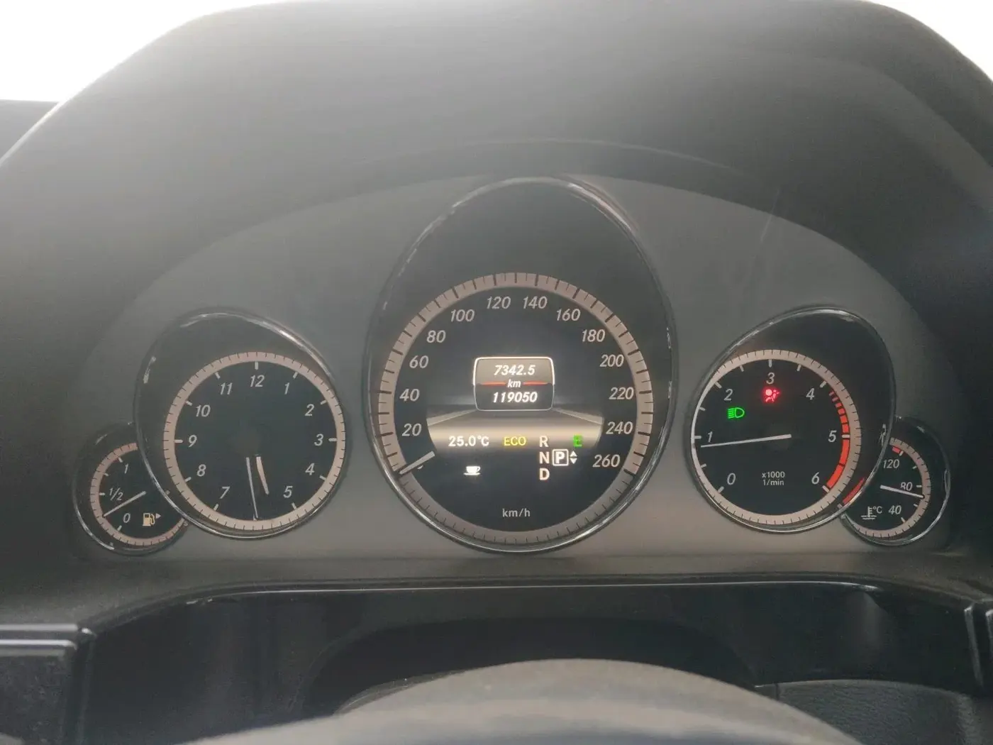 2013 Mercedes Benz E Class E 220 CDI avantgarde, Diesel, Automatic, 1,19,050 km, interior