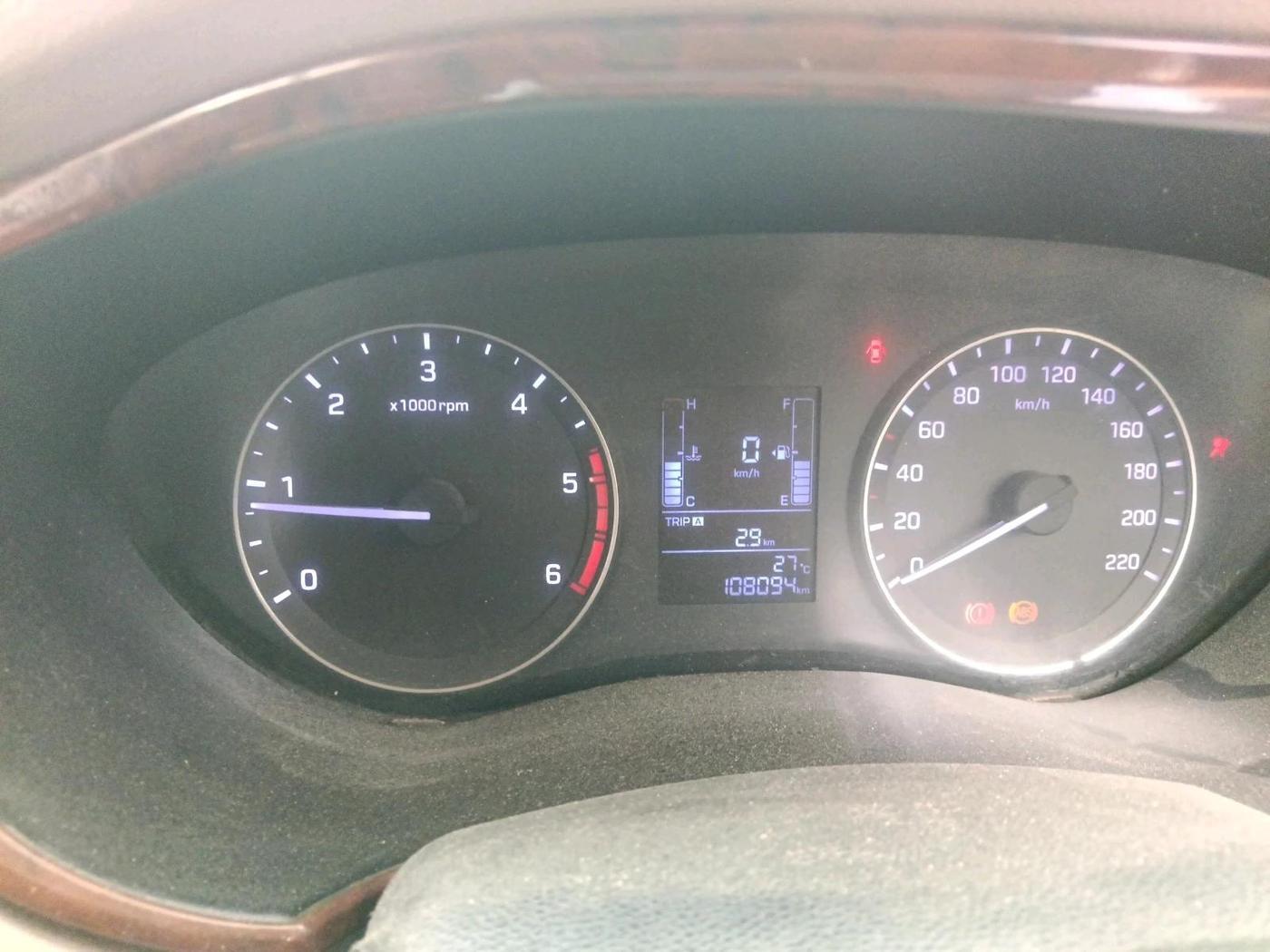 2015 Hyundai Elite i20 ASTA 1.4 CRDI, Diesel, Manual, 1,08,094 km, interior