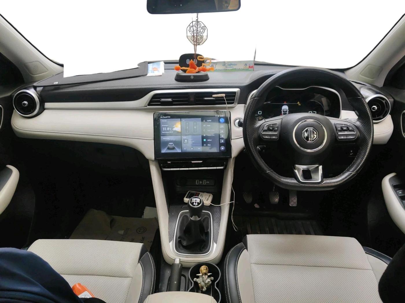 2022 MG ASTOR SHARP EX 1.5 MT, Petrol, Manual, 41,450 km, interior