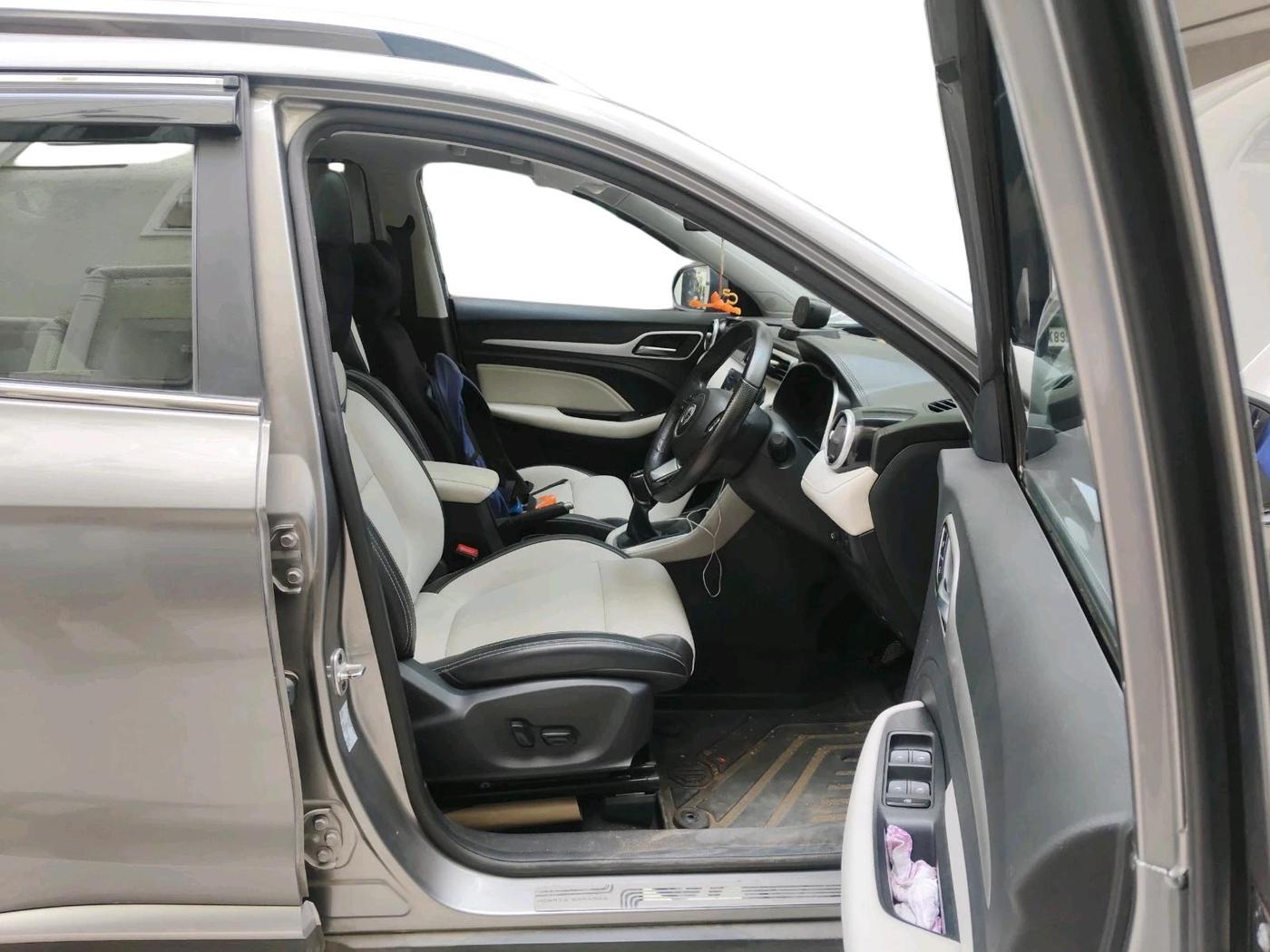 2022 MG ASTOR SHARP EX 1.5 MT, Petrol, Manual, 41,450 km, interior