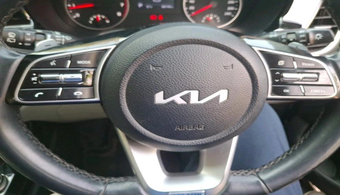 2022 KIA SELTOS  HTX IVT G, Petrol, Automatic, 98,748 km, interior
