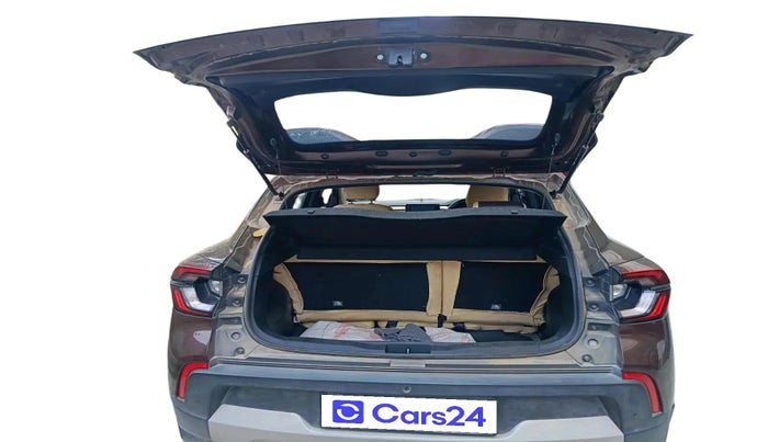 2021 Renault Kiger RXT MT, Petrol, Manual, 28,446 km, exterior