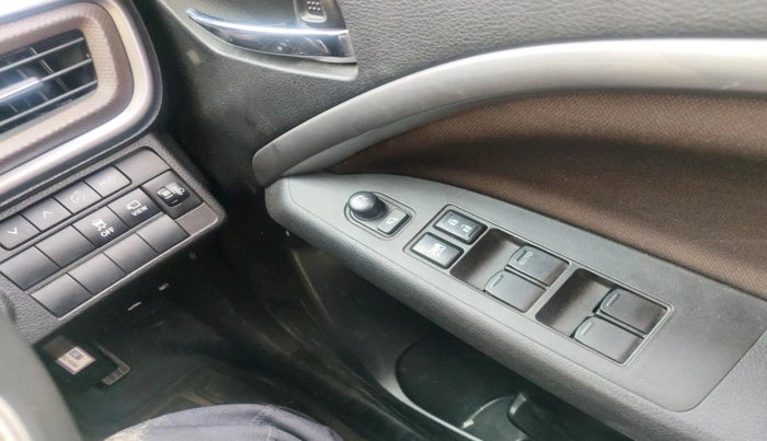 2023 Maruti BREZZA ZXi Plus , Petrol, Manual, 20,116 km, interior