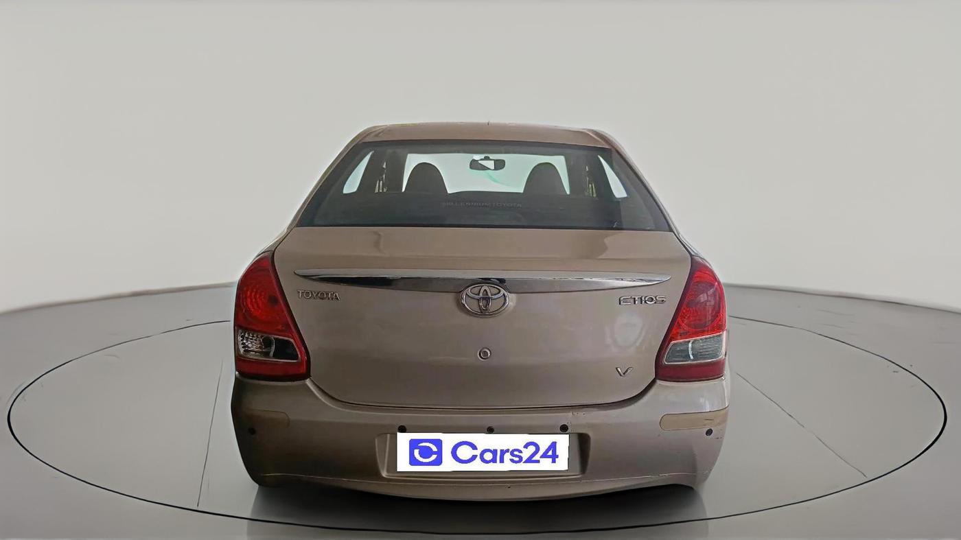 2011 Toyota Etios V, Petrol, Manual, 75,014 km, exterior