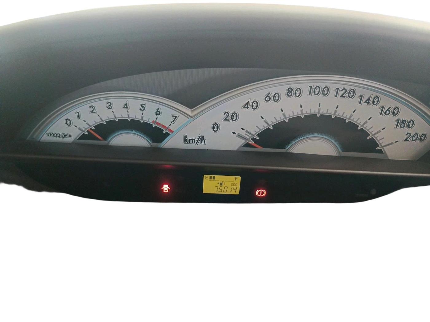 2011 Toyota Etios V, Petrol, Manual, 75,014 km, interior