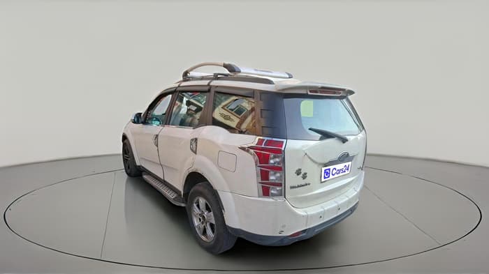 2013 Mahindra XUV500 W8, Diesel, Manual, 1,19,865 km, exterior