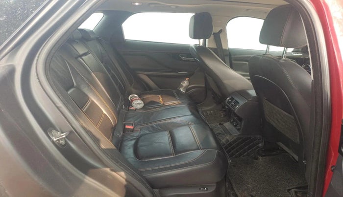 2017 Jaguar F- PACE PURE 2.0d, Diesel, Automatic, 97,341 km, interior