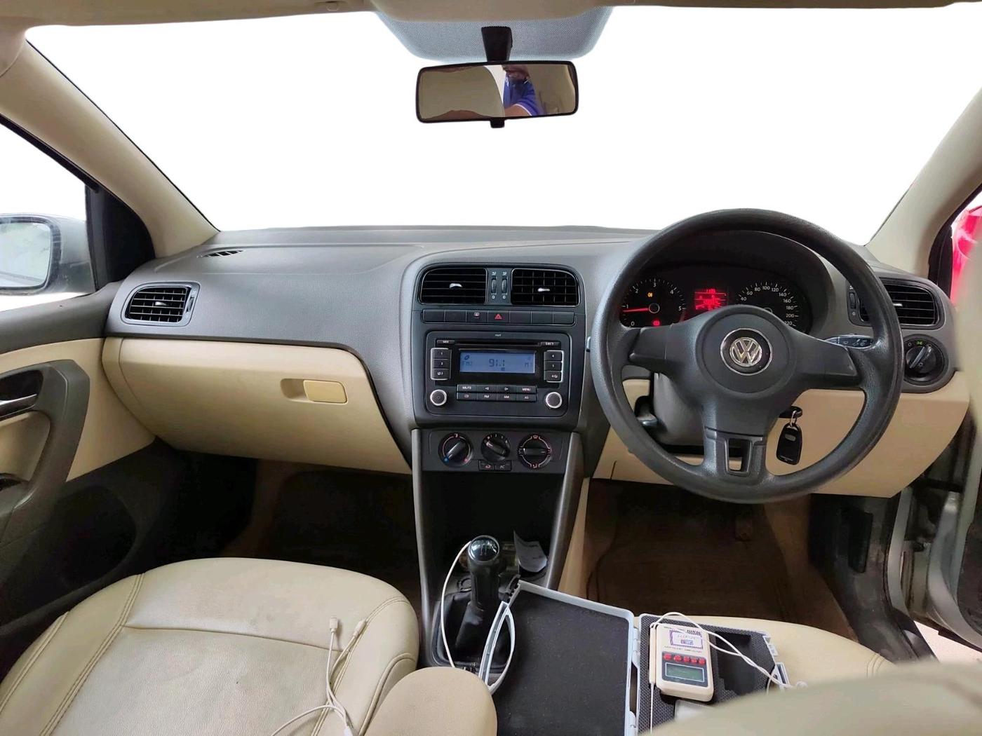 2012 Volkswagen Vento COMFORTLINE DIESEL 1.6, Diesel, Manual, 1,22,564 km, interior