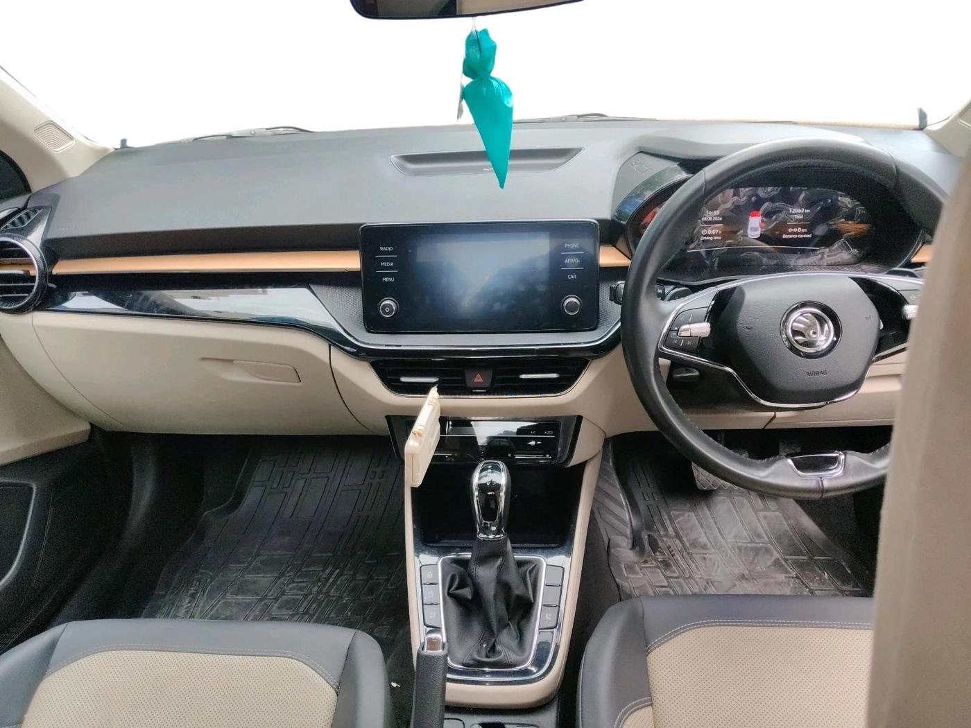2023 Skoda SLAVIA STYLE 1.0L TSI AT, Petrol, Automatic, 12,062 km, interior