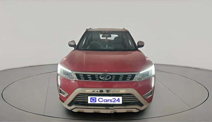 2021 Mahindra XUV300 W8 (O) 1.2 PETROL AMT DUAL TONE, Petrol, Automatic, 61,158 km, exterior