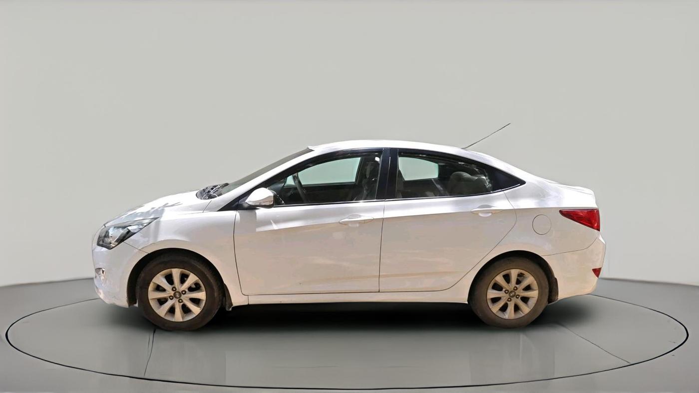 2015 Hyundai Verna FLUIDIC 1.6 CRDI S 4S, Diesel, Manual, 1,63,736 km, exterior