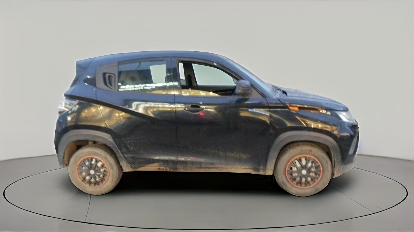 2018 Mahindra KUV 100 NXT K2+ P 6 STR, Petrol, Manual, 1,05,197 km, exterior