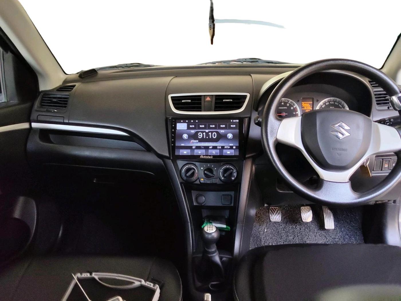 2016 Maruti Swift VXI O, Petrol, Manual, 75,739 km, interior
