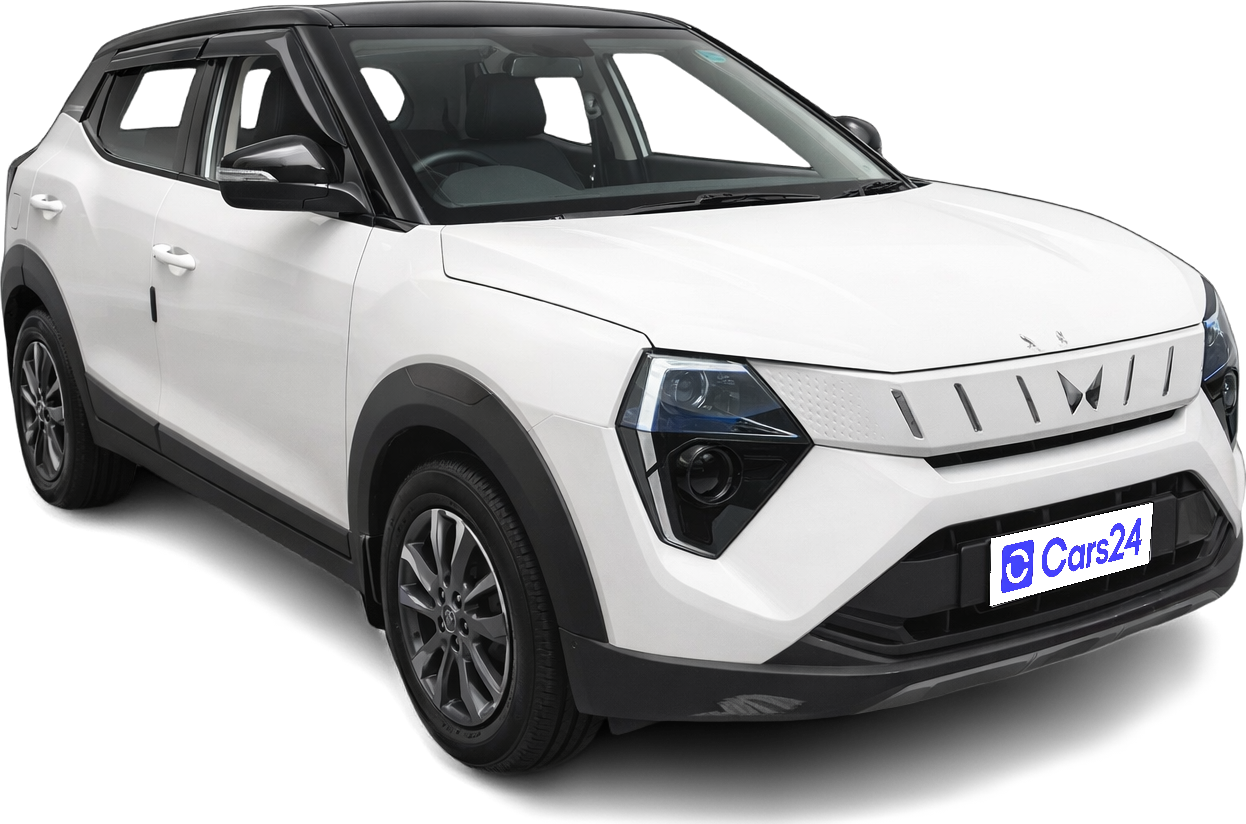 2025 Mahindra XUV 3XO - SUV - Petrol - Manual - ₹9.50 lakh