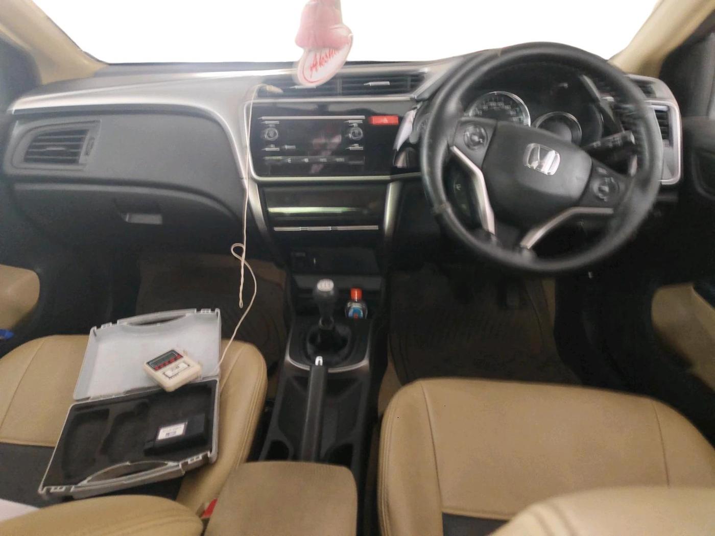 2014 Honda City 1.5L I-VTEC SV, Petrol, Manual, 1,10,154 km, interior