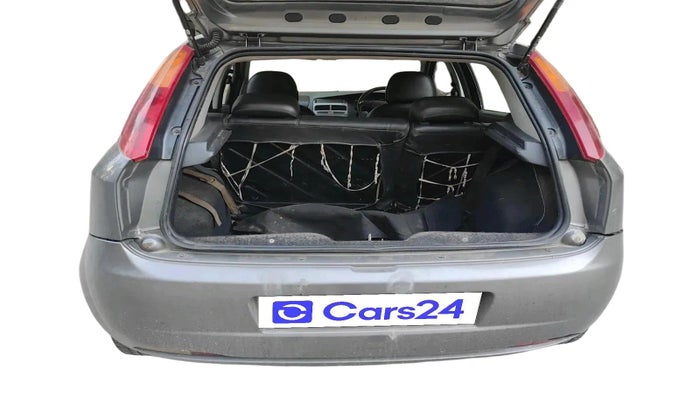 2011 Fiat Grand Punto Emotion 1.3, Diesel, Manual, 2,60,000 km, exterior