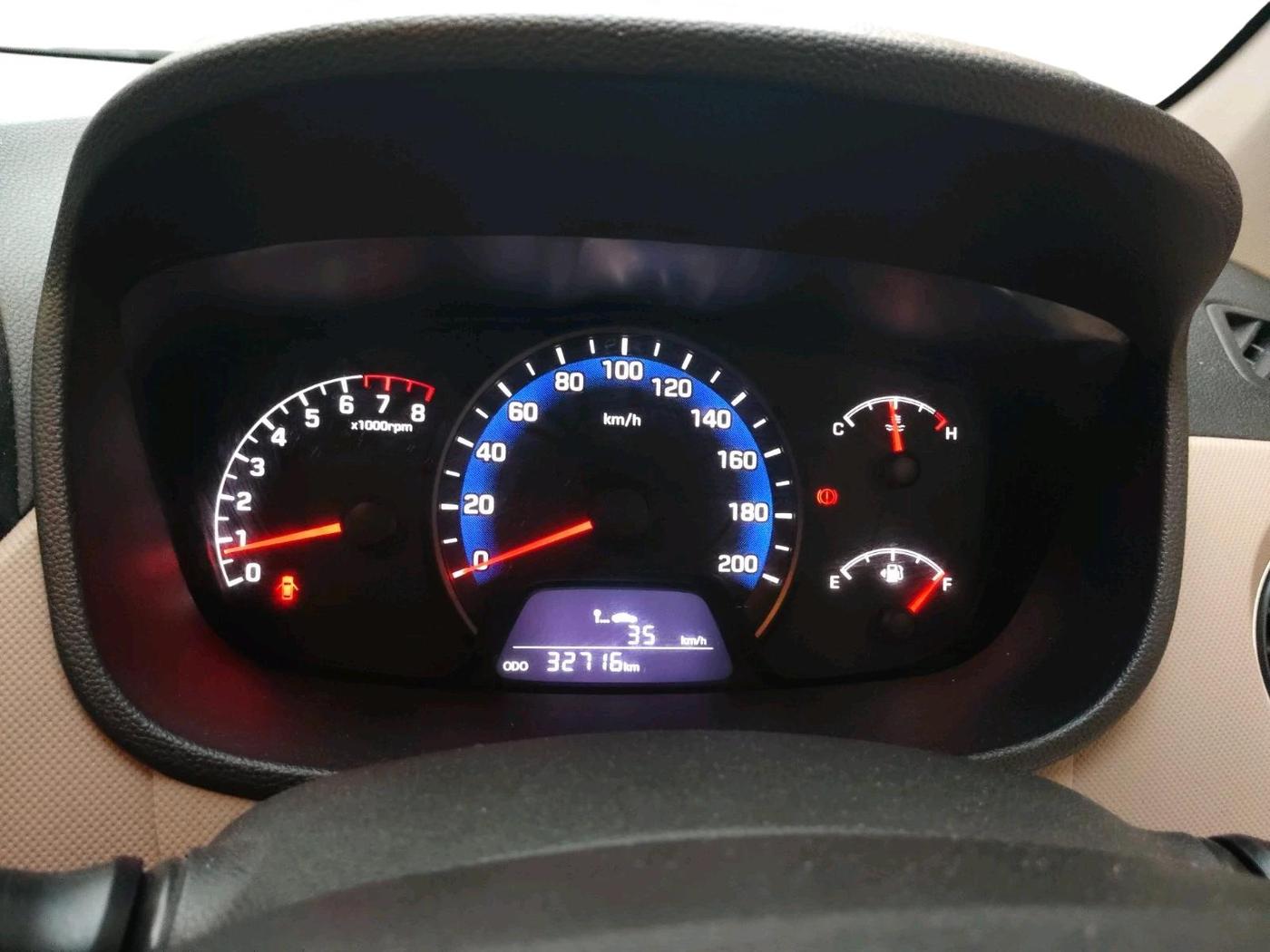 2015 Hyundai Xcent S 1.2, Petrol, Manual, 32,716 km, interior