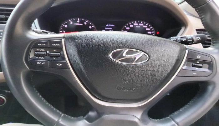 2018 Hyundai Elite i20 ASTA 1.2 (O), Petrol, Manual, 19,155 km, interior