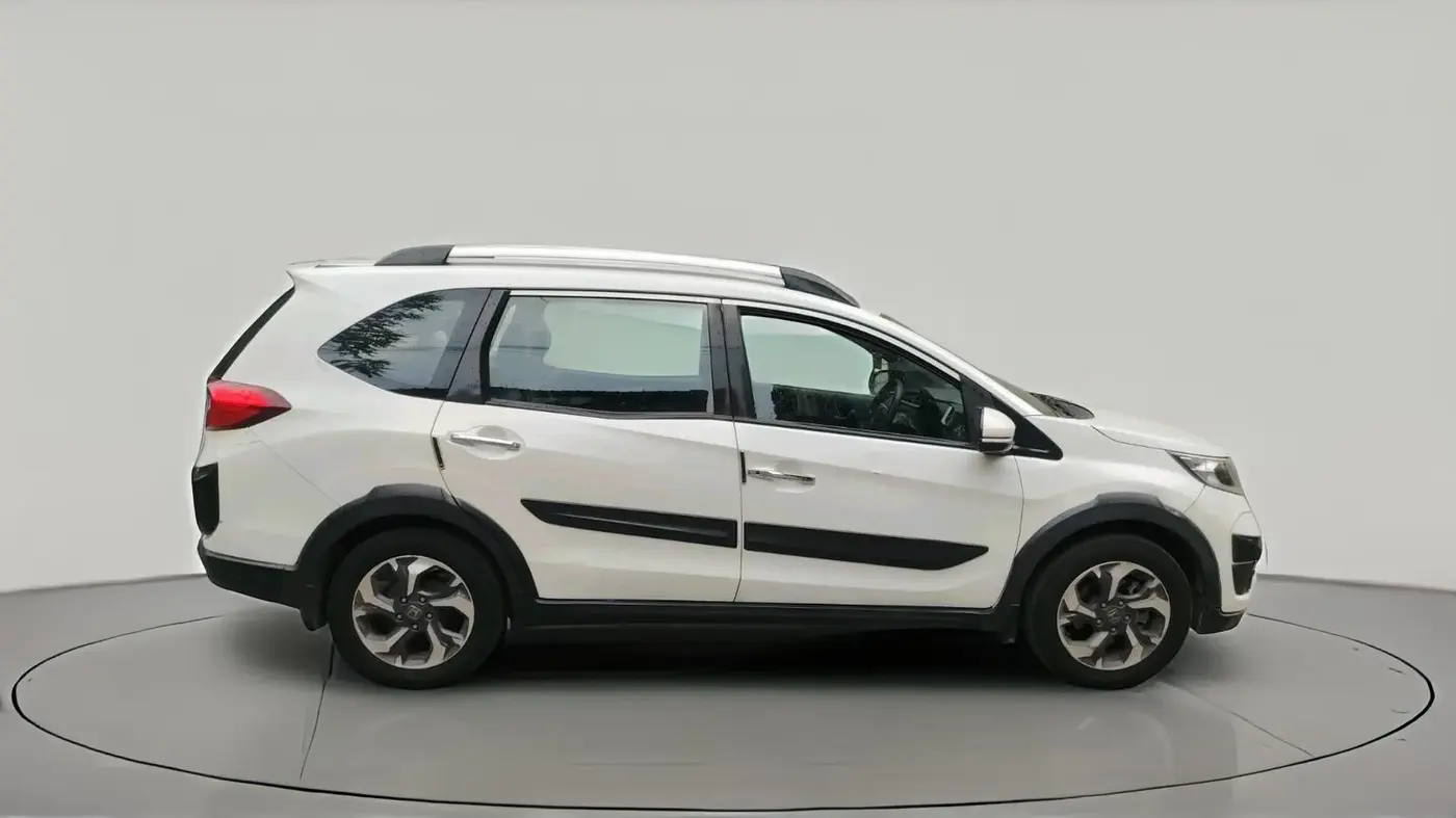 2017 Honda BR-V 1.5L I-VTEC V, Petrol, Manual, 62,063 km, exterior