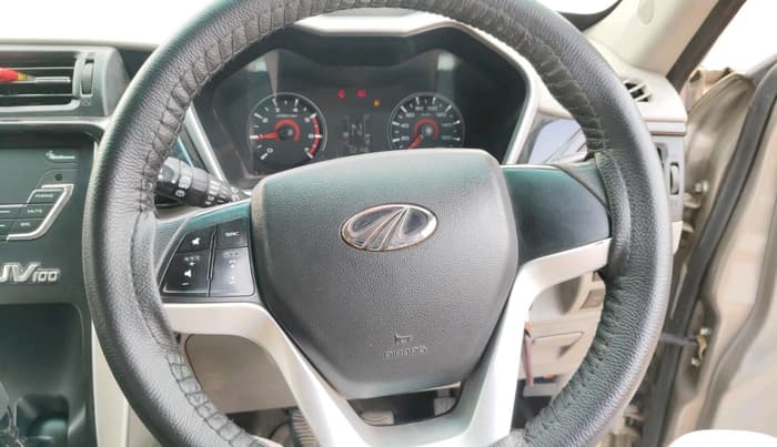2016 Mahindra Kuv100 K8 D 6 STR, Diesel, Manual, 52,200 km, interior