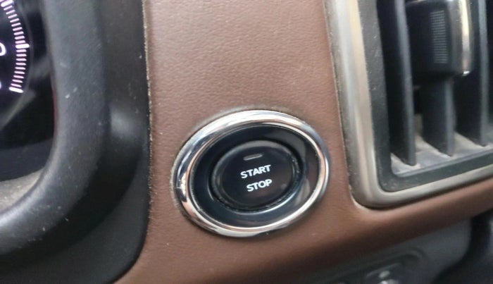 2022 Mahindra SCORPIO-N Z8 L DIESEL AT 2WD 7 STR, Diesel, Automatic, 1,20,842 km, interior