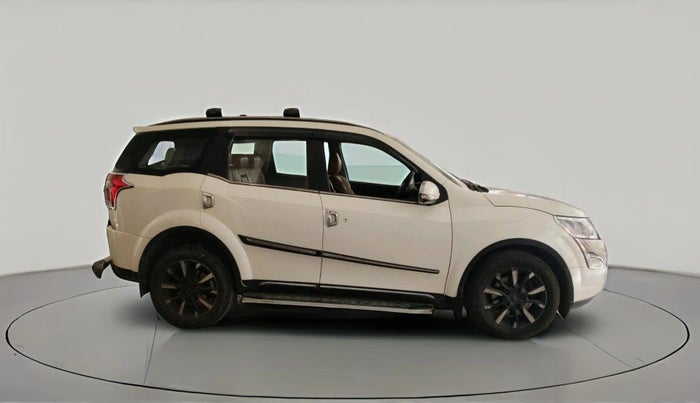 2021 Mahindra XUV500 W11, Diesel, Manual, 99,455 km, exterior