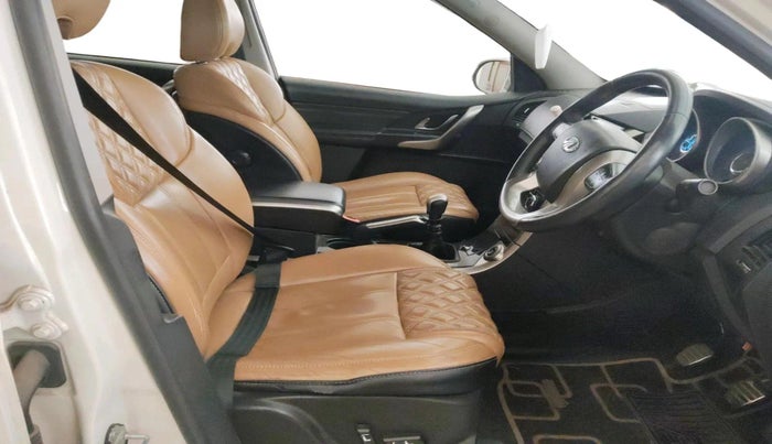 2021 Mahindra XUV500 W11, Diesel, Manual, 99,455 km, interior