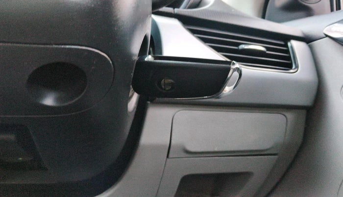 2018 Tata NEXON XM DIESEL, Diesel, Manual, 1,67,483 km, interior