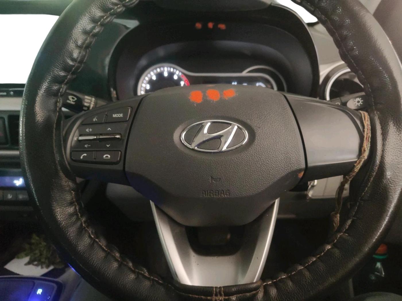 2020 Hyundai GRAND I10 NIOS SPORTZ AMT 1.2 KAPPA VTVT, Petrol, Automatic, 26,109 km, interior
