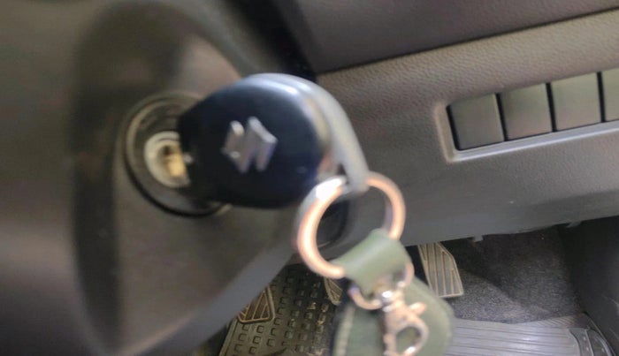 2018 Maruti Swift VXI, Petrol, Manual, 15,536 km, interior