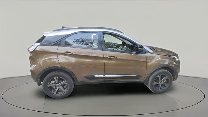 2022 Tata NEXON XZA PLUS (PREMIUM) PETROL, Petrol, Automatic, 26,033 km, exterior
