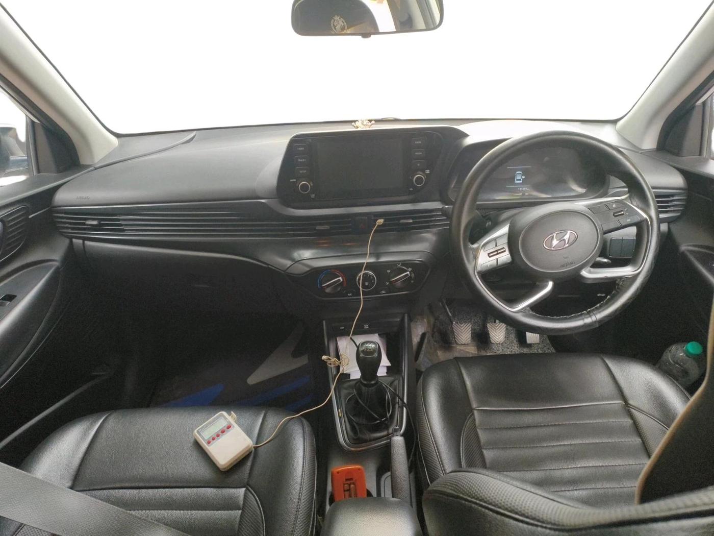 2020 Hyundai NEW I20 SPORTZ 1.2 MT, Petrol, Manual, 1,11,594 km, interior