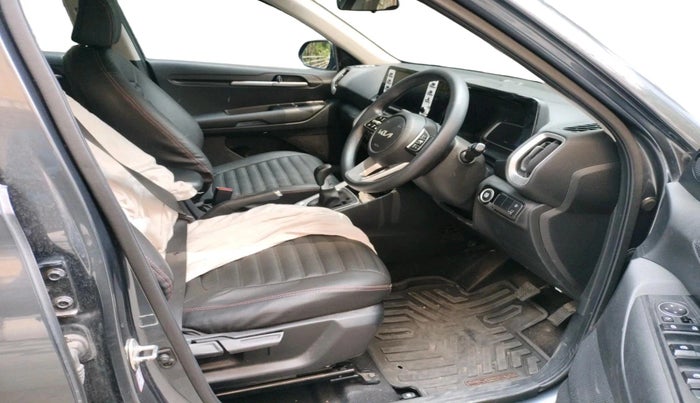 2021 KIA SONET HTK PLUS 1.0 IMT, Petrol, Manual, 17,446 km, interior