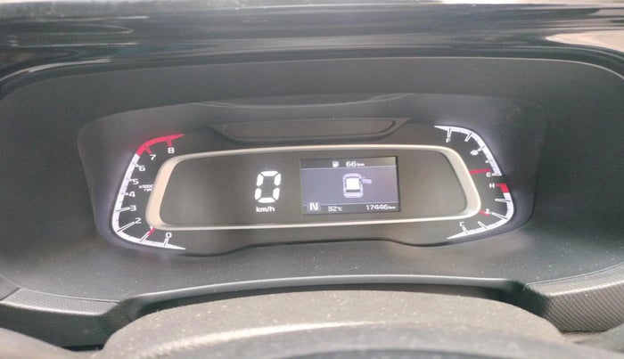 2021 KIA SONET HTK PLUS 1.0 IMT, Petrol, Manual, 17,446 km, interior