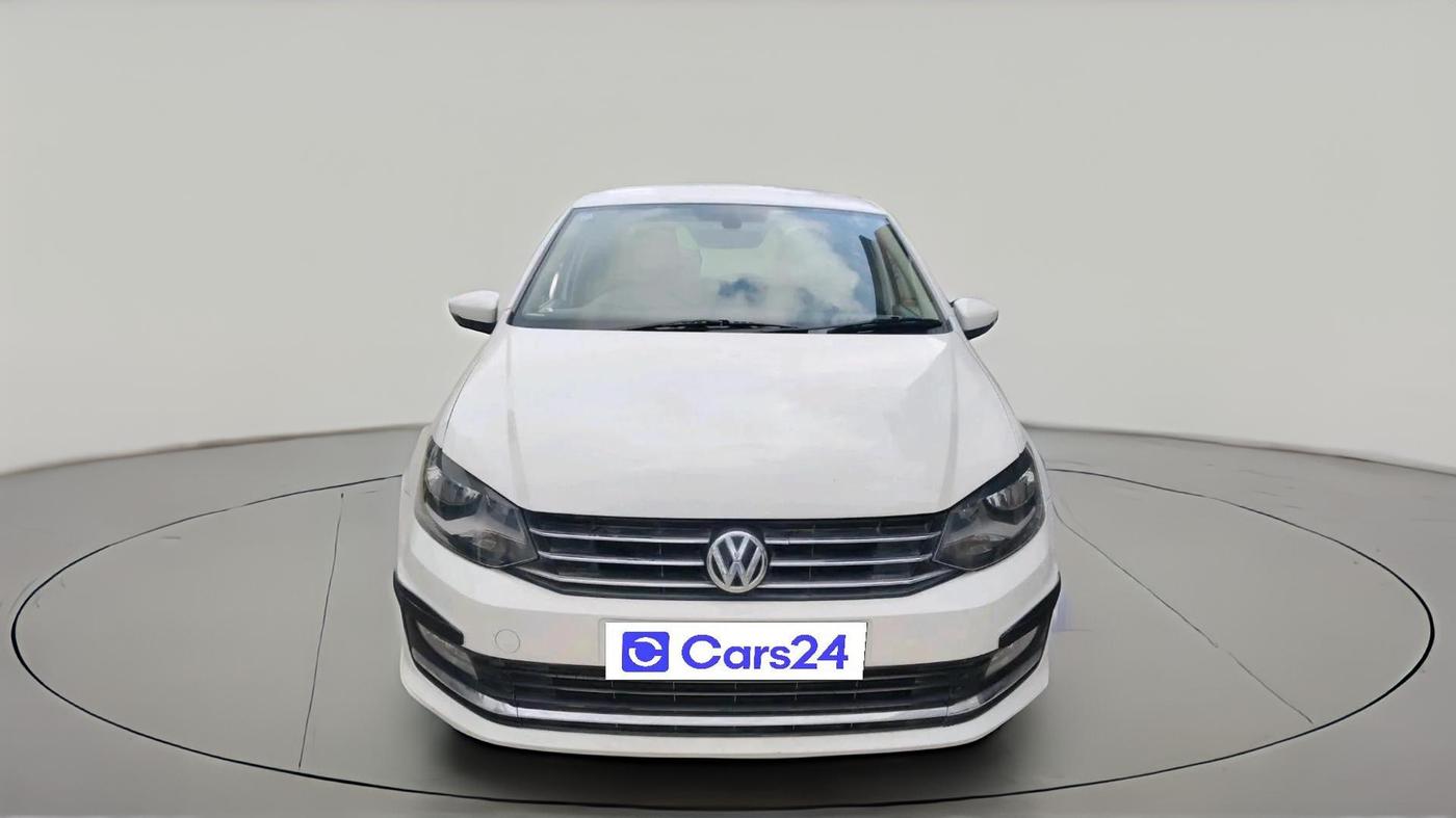 2016 Volkswagen Vento HIGHLINE 1.6 MPI, Petrol, Manual, 1,60,094 km, exterior