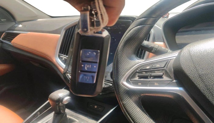 2020 MG HECTOR PLUS SHARP 1.5 PETROL TURBO DCT 6-STR, Petrol, Automatic, 54,869 km, interior