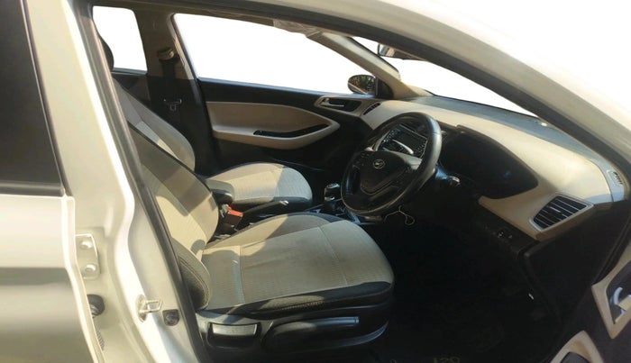 2019 Hyundai Elite i20 ASTA 1.2 (O), Petrol, Manual, 68,673 km, interior