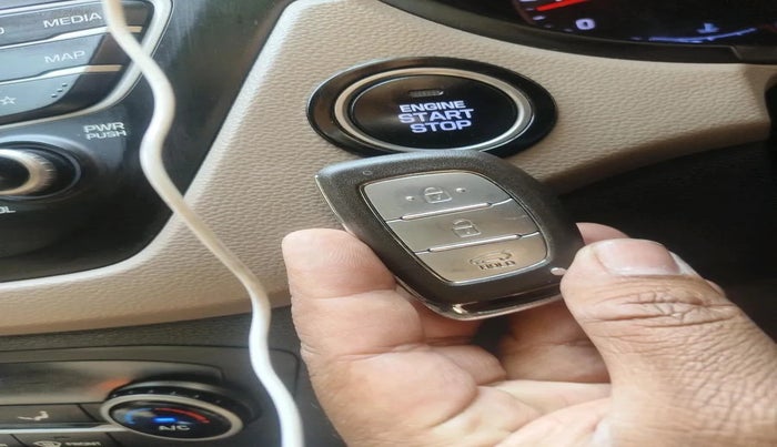 2019 Hyundai Elite i20 ASTA 1.2 (O), Petrol, Manual, 68,673 km, interior