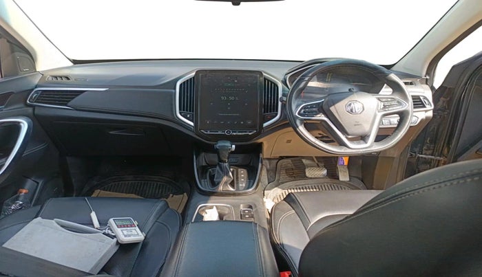 2020 MG HECTOR SHARP HYBRID 1.5 PETROL, Petrol, Manual, 1,29,973 km, interior