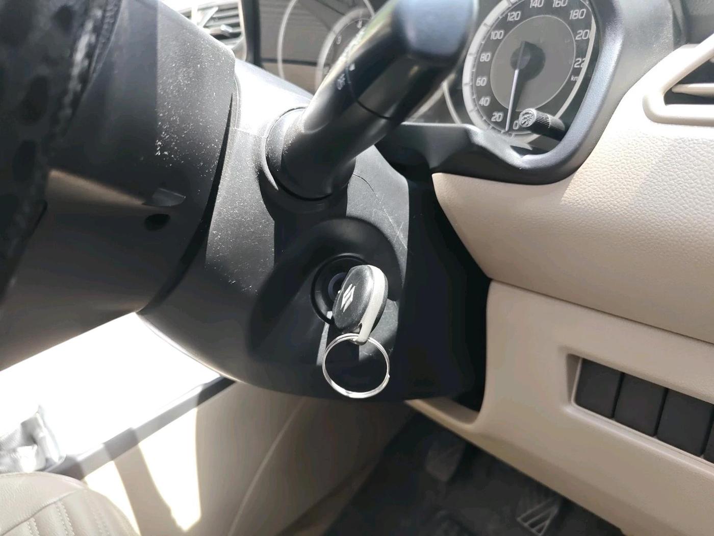2018 Maruti Dzire VDI, Diesel, Manual, 1,68,273 km, interior